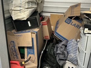 10 x 5 storage unit in Lancaster, PA