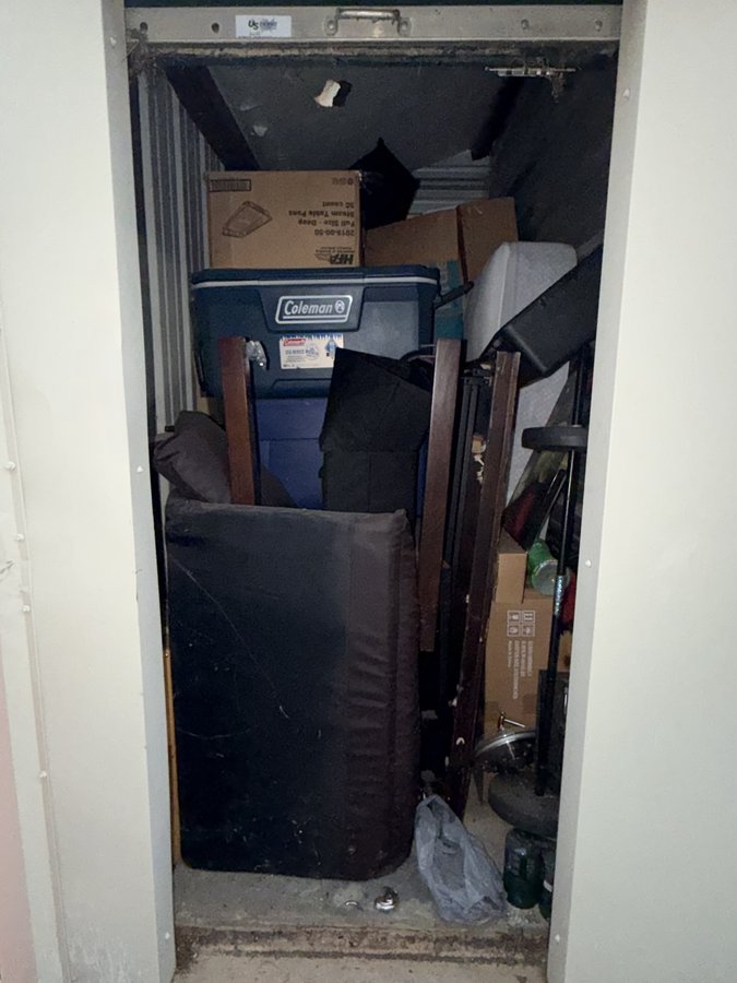 5 x 10 storage unit in Sanford, NC