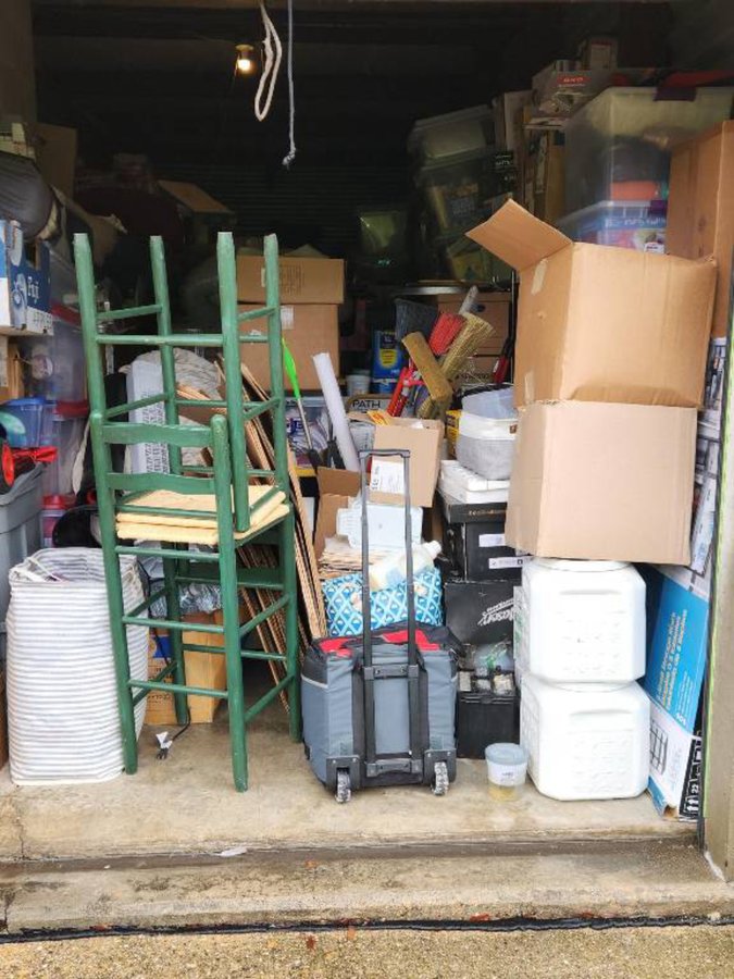 10 x 30 storage unit in Dallas, TX
