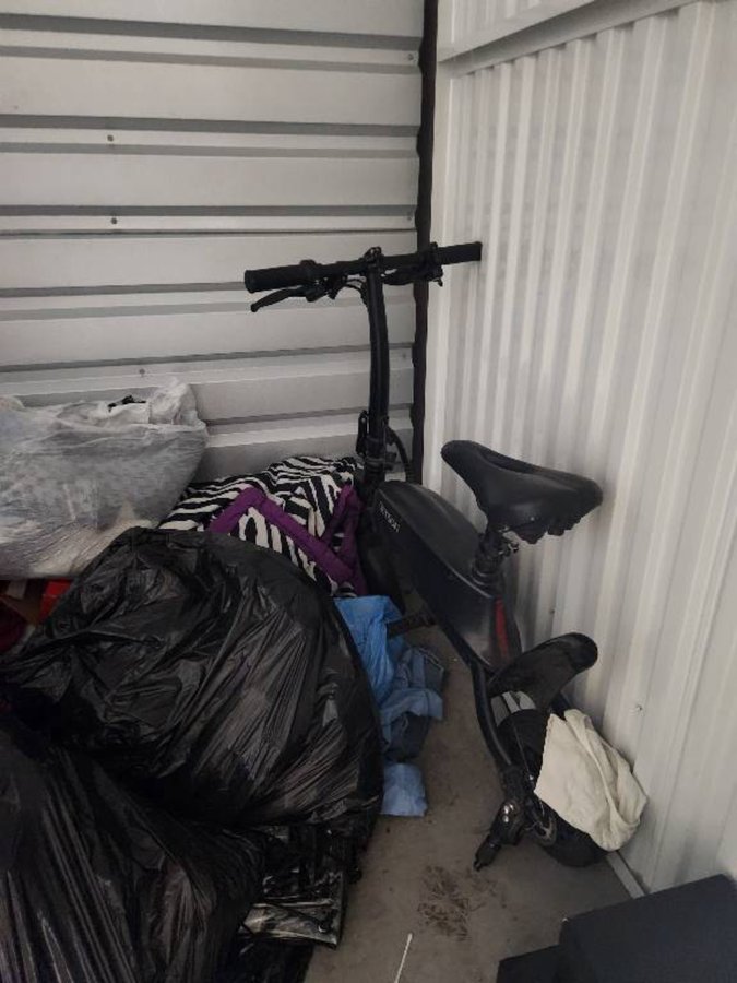 5 x 5 storage unit in Tampa, FL
