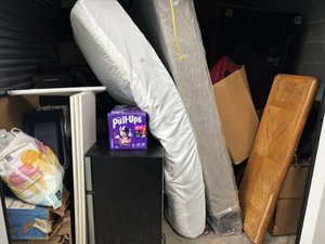 10 x 10 storage unit in Charlotte, NC