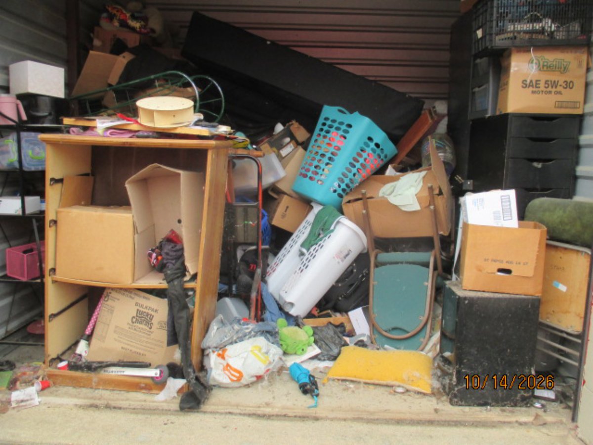 10 x 10 storage unit in East Peoria, IL