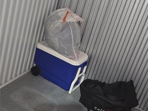 7 x 10 storage unit in Claymont, DE