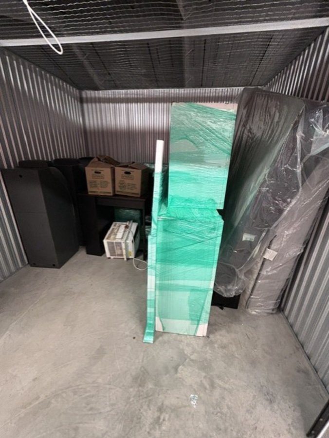 10 x 10 storage unit in Nanuet, NY
