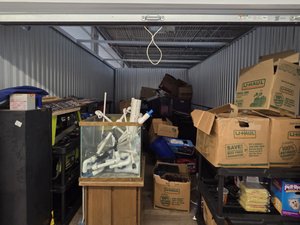 10 x 15 storage unit in Swansea, MA