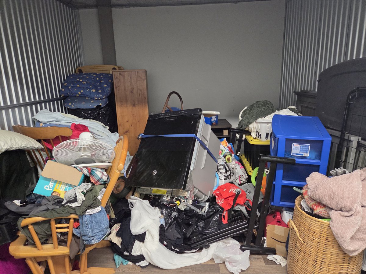 10 x 10 storage unit in Swansea, MA