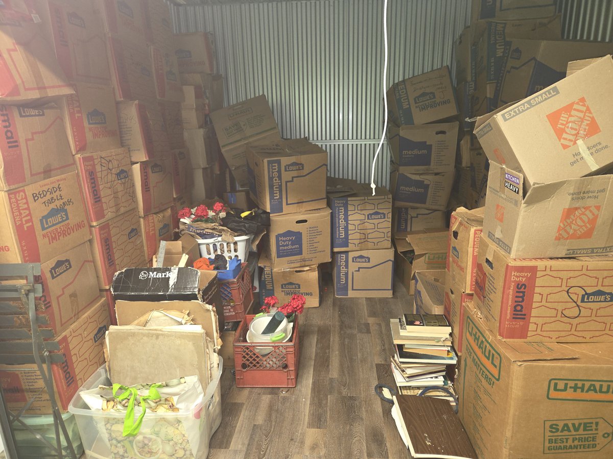 10 x 20 storage unit in Swansea, MA