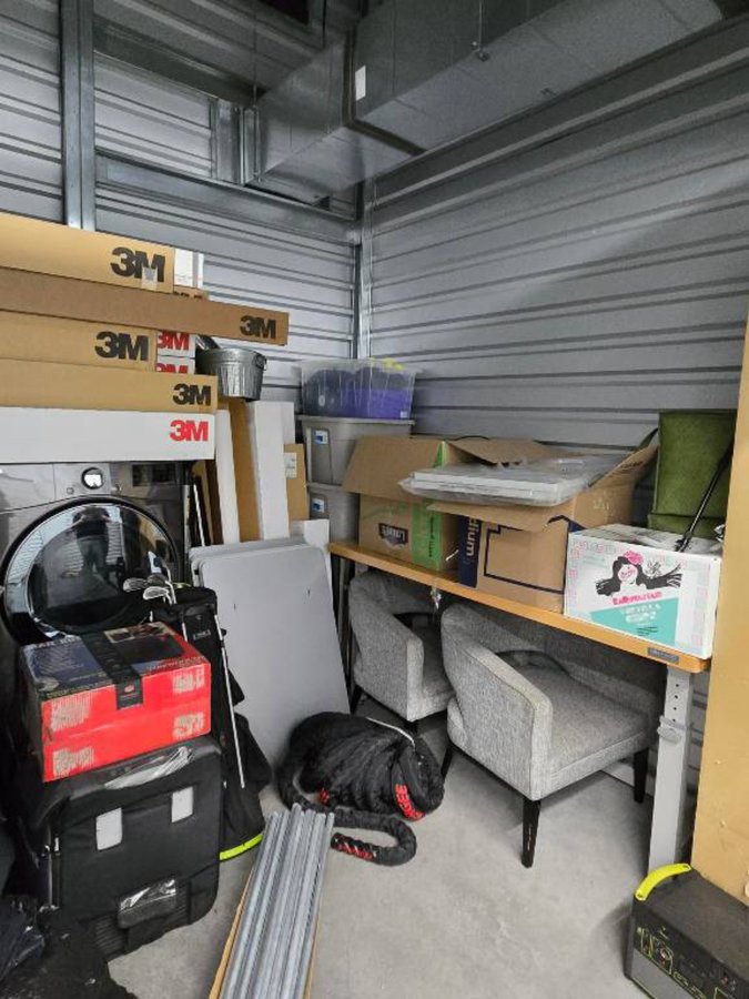10 x 10 storage unit in Castle Rock, CO