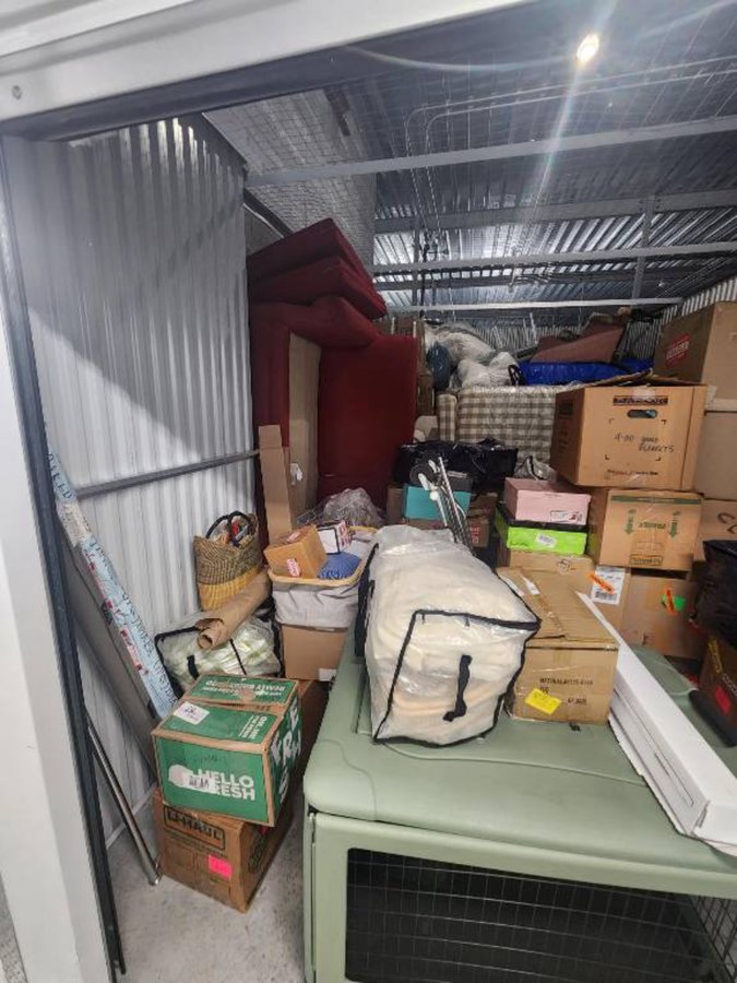 10 x 20 storage unit in Richmond, VA