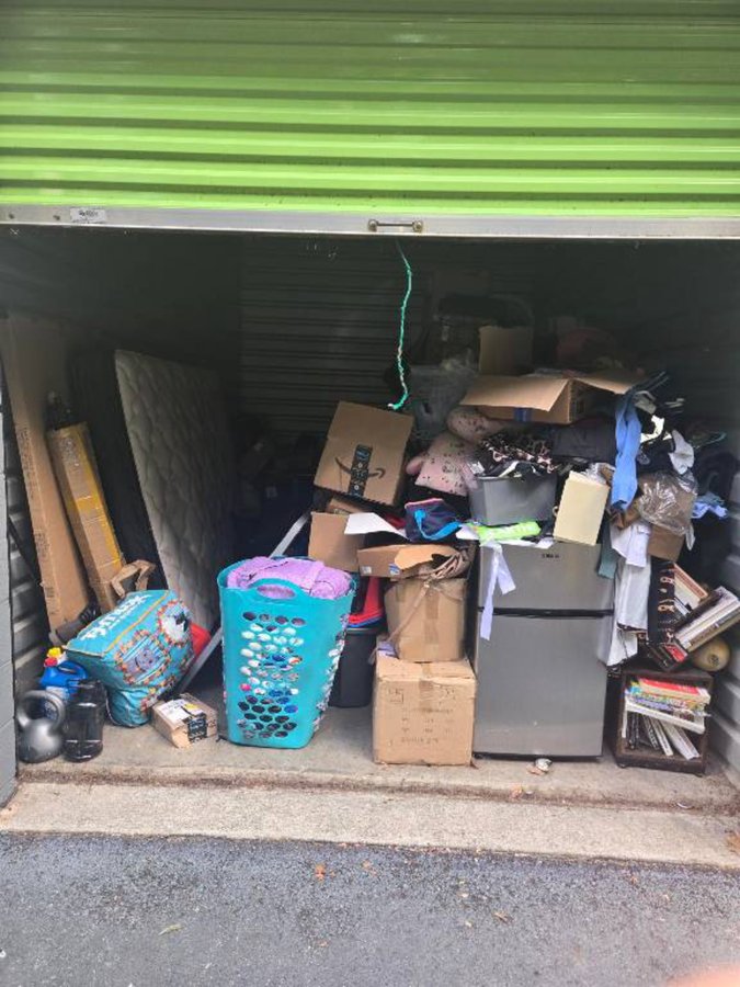 8 x 15 storage unit in Virginia Beach, VA