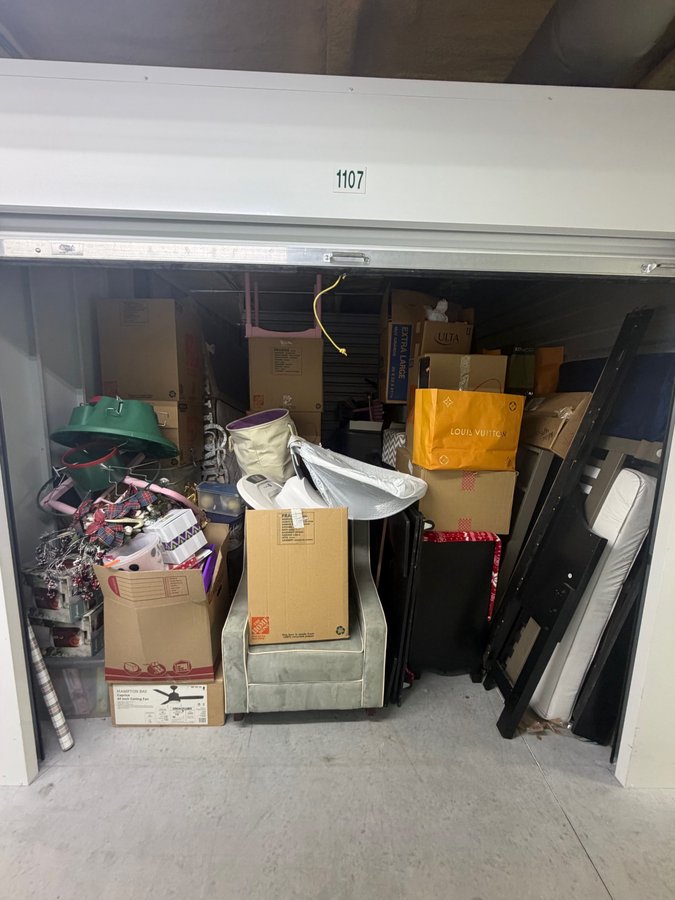 10 x 15 storage unit in Groveland, FL