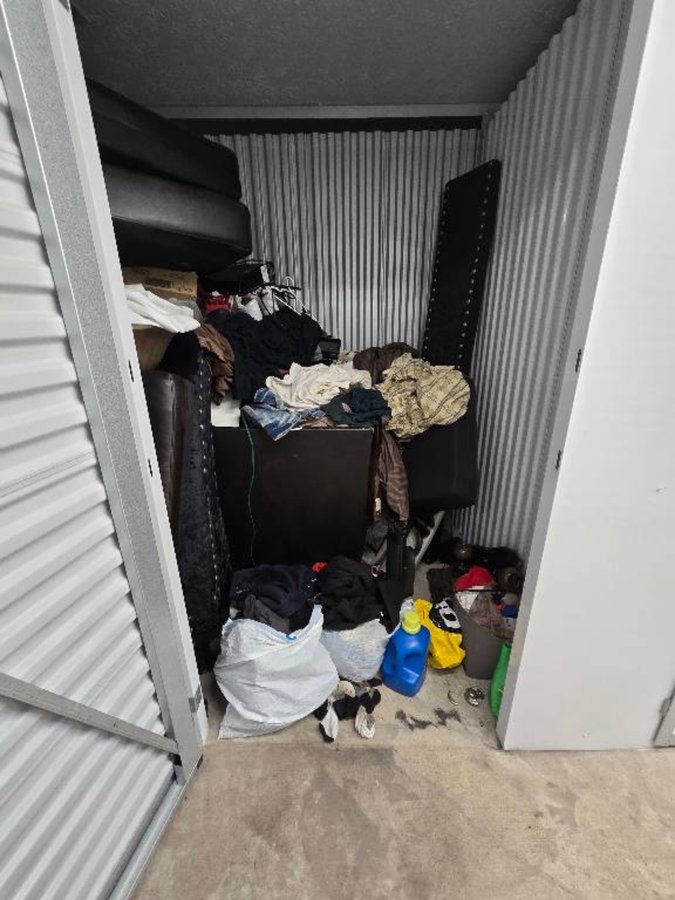 10 x 5 storage unit in Indianapolis, IN