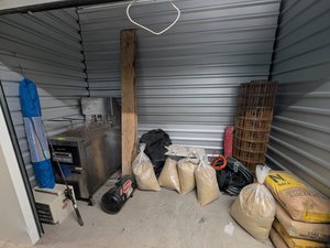 5 x 10 storage unit in Rockville, MD