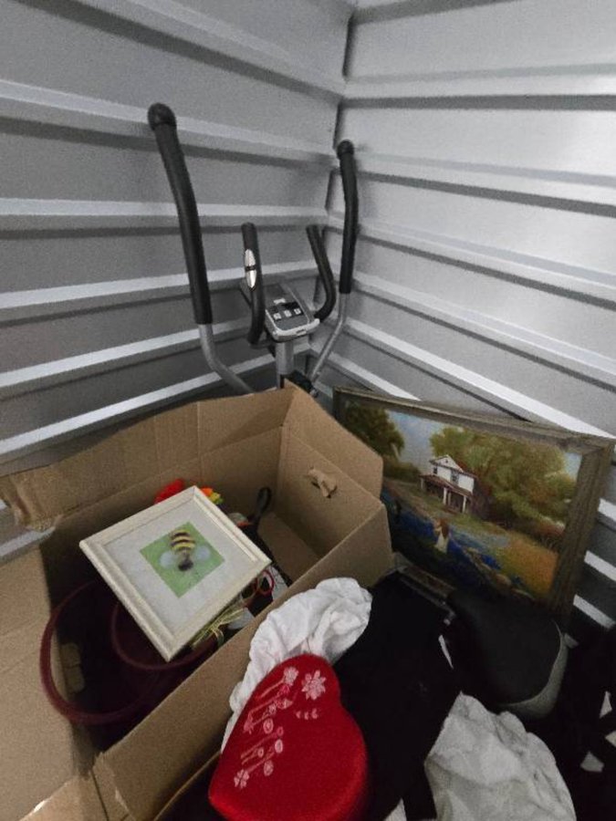 5 x 5 storage unit in Houston, TX