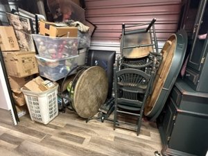 5 x 10 storage unit in Cranston, RI