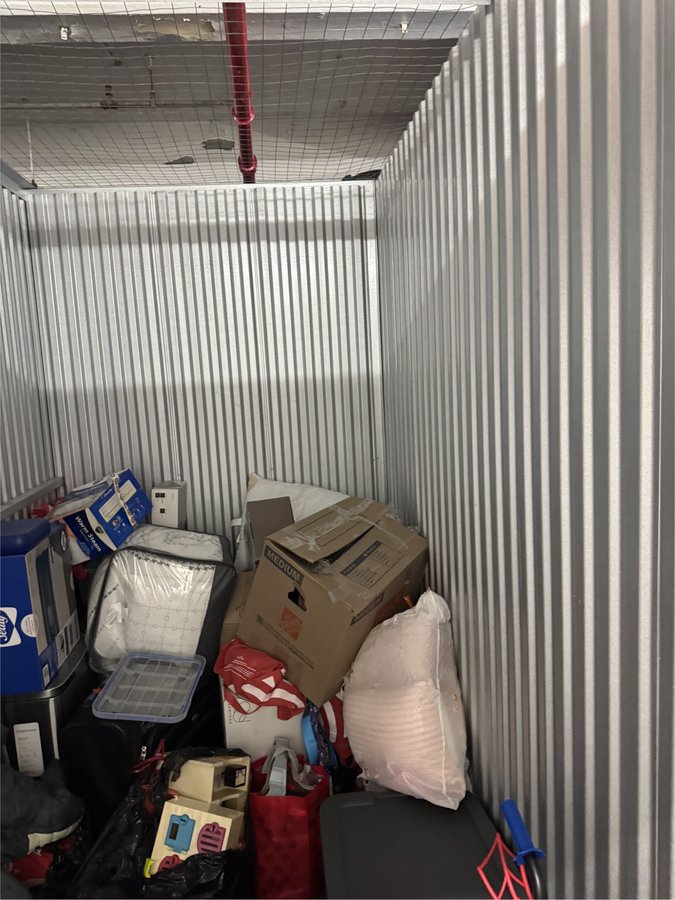 5 x 10 storage unit in Bronx, NY