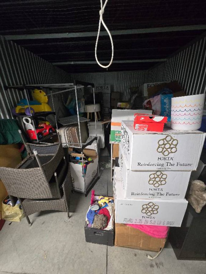 10 x 15 storage unit in Fort Wayne, IN