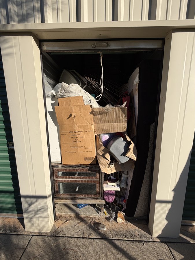 5 x 10 storage unit in Sanford, NC