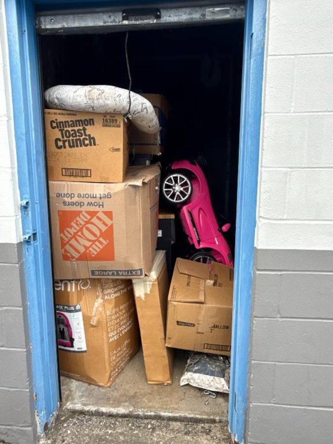 5 x 10 storage unit in Houston, TX