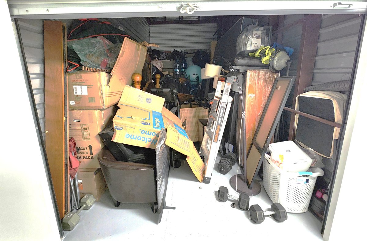10 x 20 storage unit in Orlando, FL