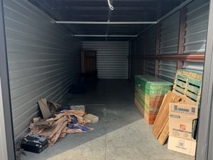 10 x 30 storage unit in Bolingbrook, IL