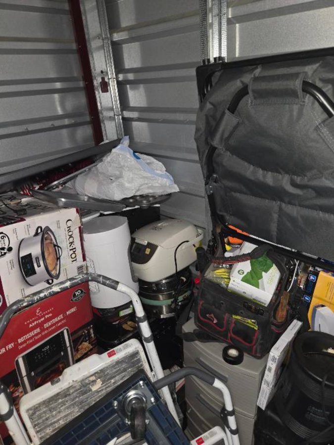 5 x 5 storage unit in Campbell, CA