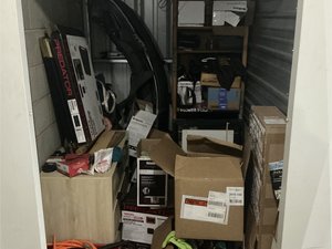 5 x 7 storage unit in Reno, NV