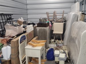 10 x 15 storage unit in Rocky Hill, CT