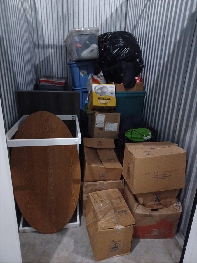 5 x 10 storage unit in Shirley, NY