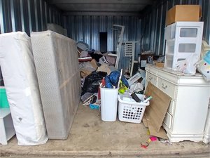10 x 15 storage unit in Oswego, IL