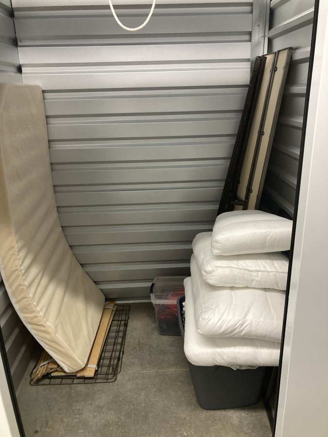 5 x 5 storage unit in Buckley, WA