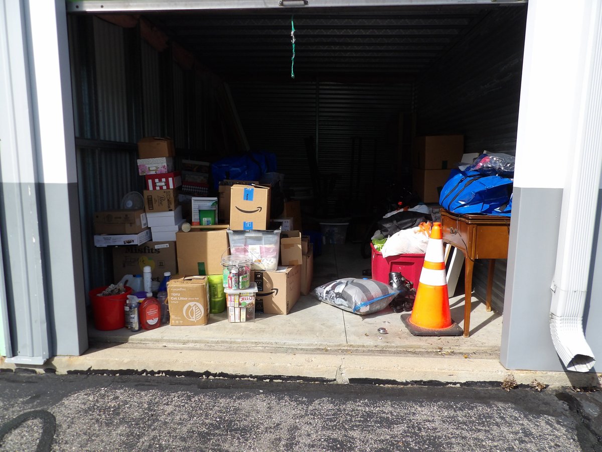10 x 15 storage unit in Groton, CT