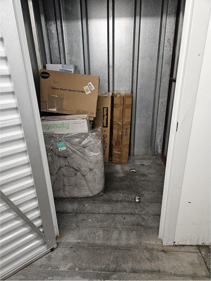 5 x 5 storage unit in Hackensack, NJ