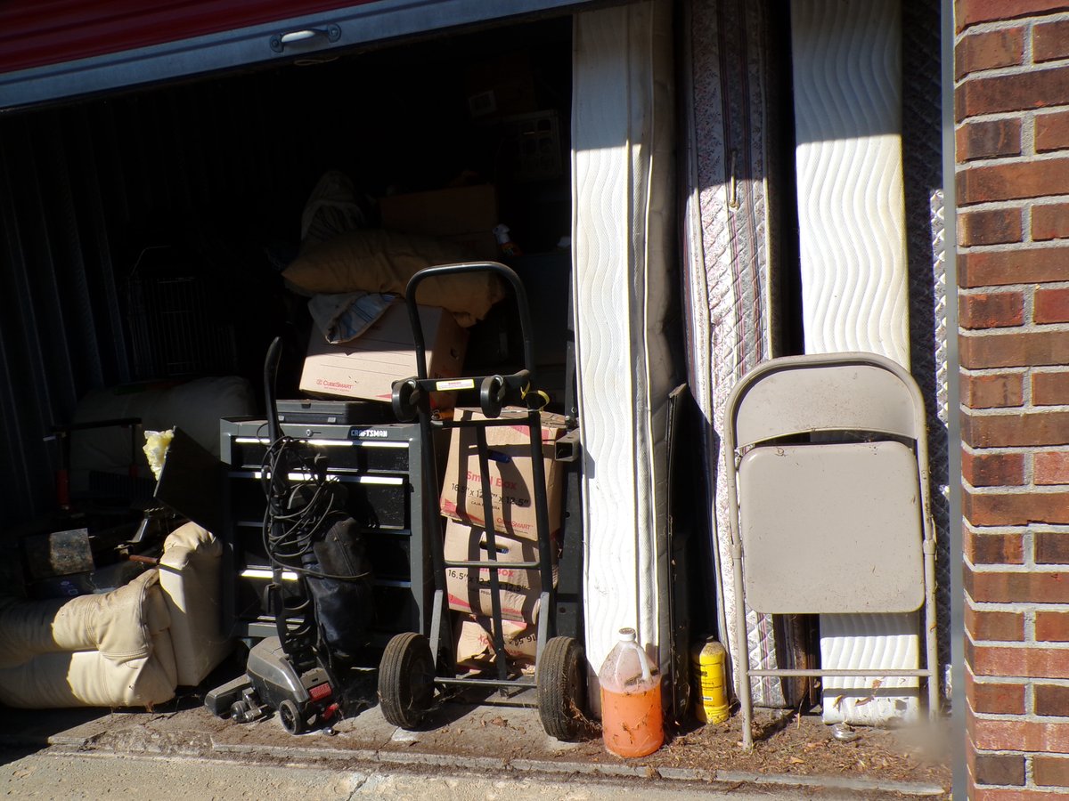 10 x 20 storage unit in Gales Ferry, CT
