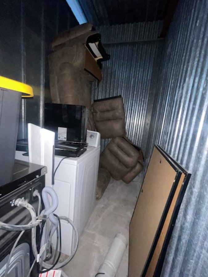 5 x 10 storage unit in Oceanside, CA