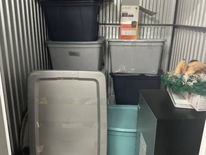 5 x 5 storage unit in New Orleans, LA