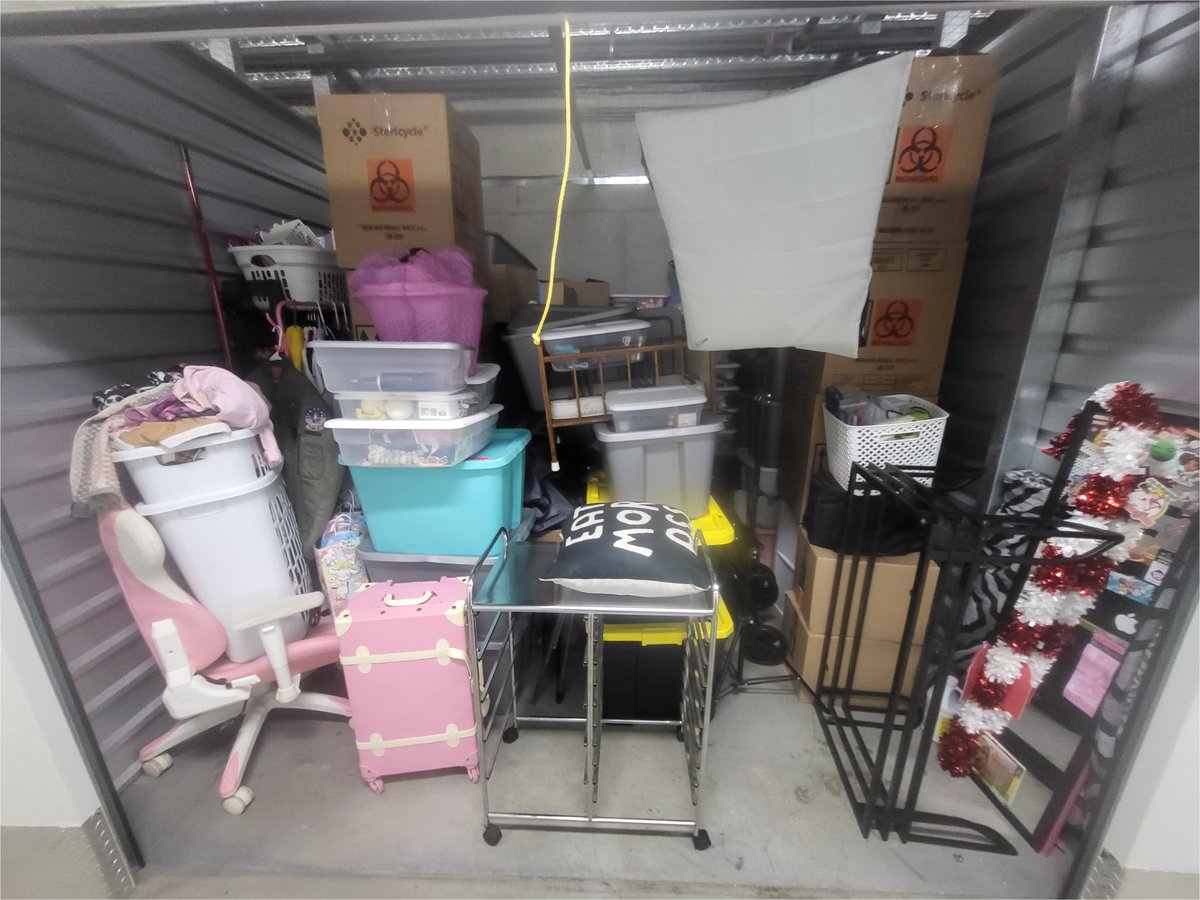 10 x 10 storage unit in Lithonia, GA