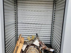 5 x 5 storage unit in Elk Grove, CA