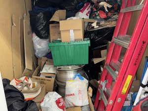 5 x 10 storage unit in San Jose, CA