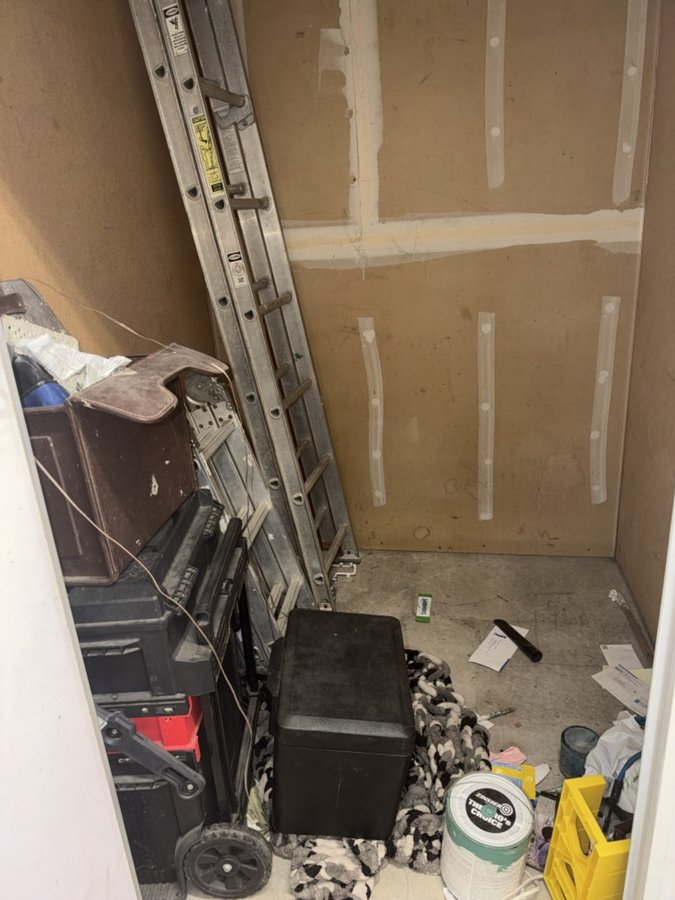 5 x 5 storage unit in San Jose, CA