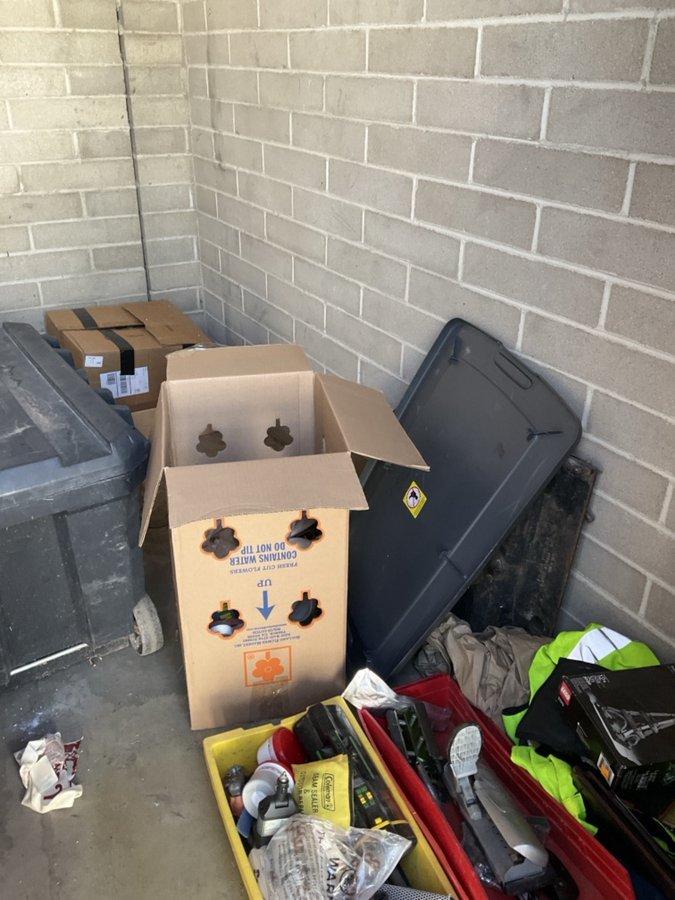 10 x 10 storage unit in Tucson, AZ