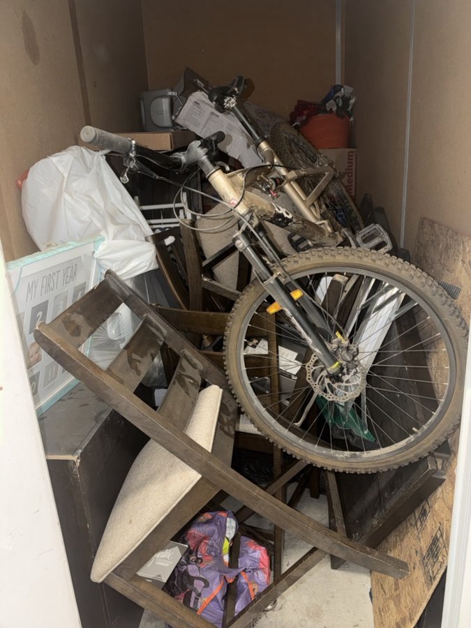 5 x 10 storage unit in San Jose, CA