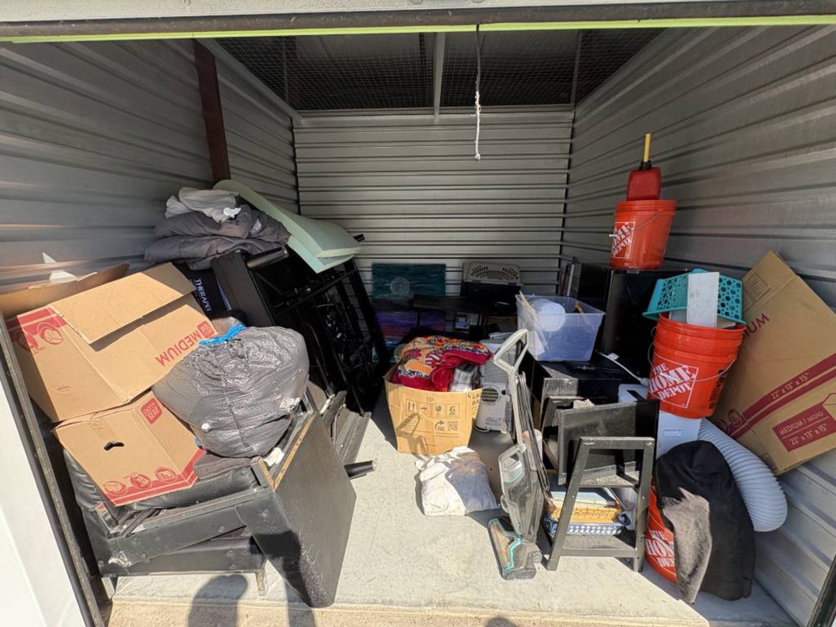 10 x 10 storage unit in Riverview, FL