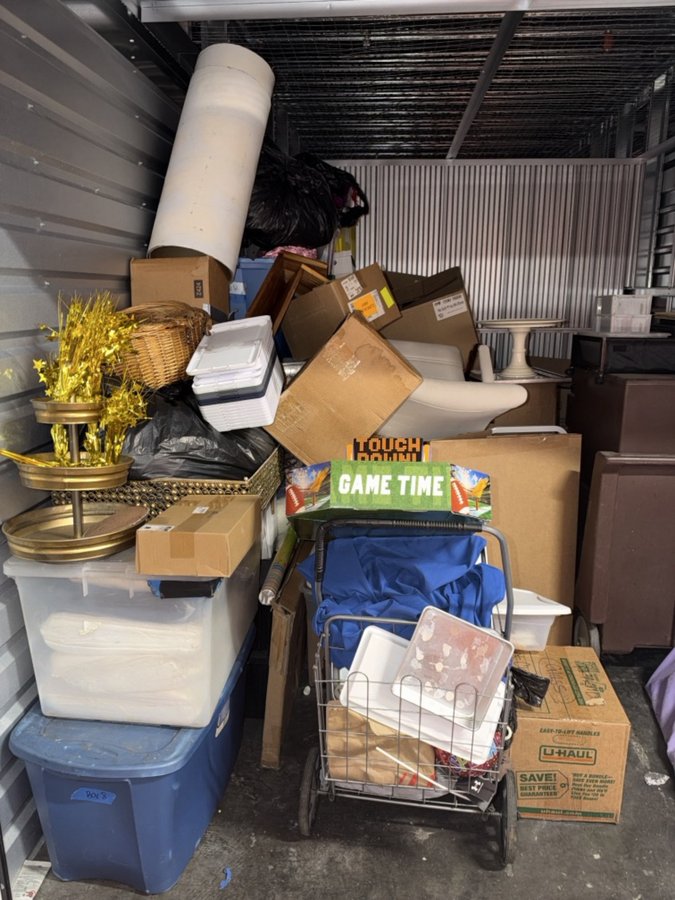 10 x 15 storage unit in San Jose, CA