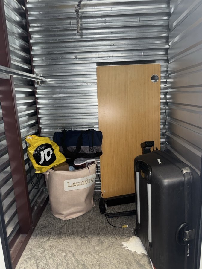 5 x 5 storage unit in Santa Clara, CA