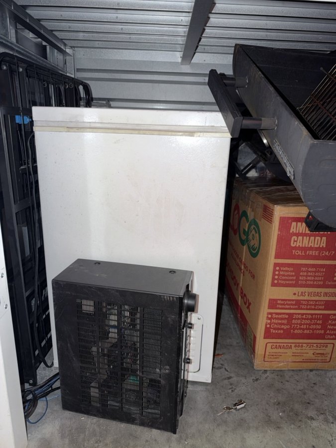 5 x 5 storage unit in San Jose, CA