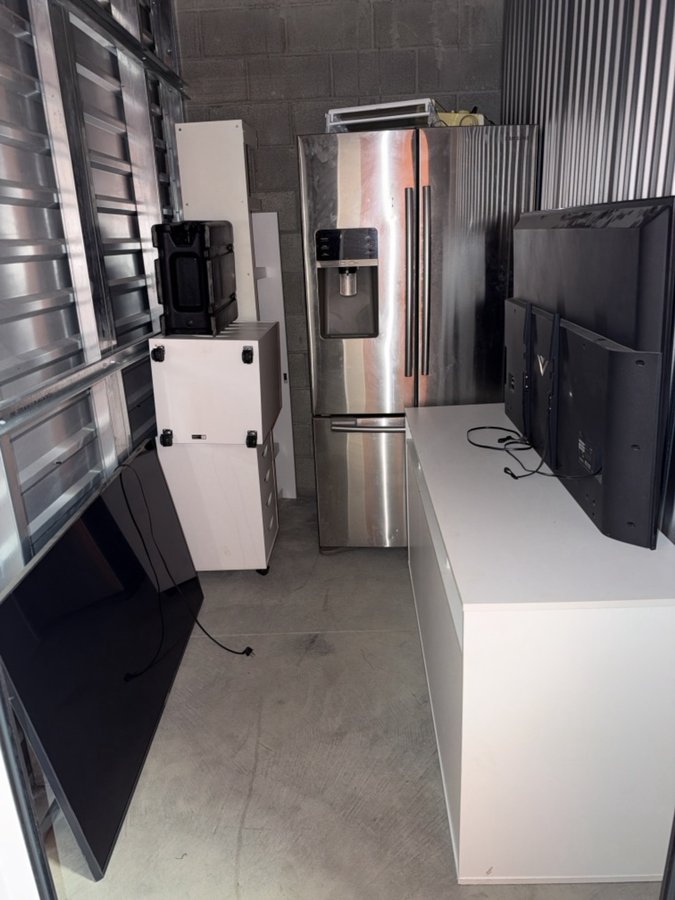 5 x 10 storage unit in San Jose, CA