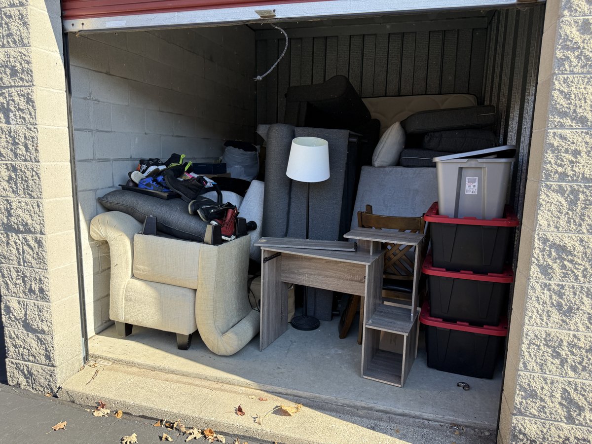 10 x 12 storage unit in Novi, MI