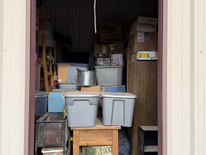 10 x 10 storage unit in Elfrida, AZ