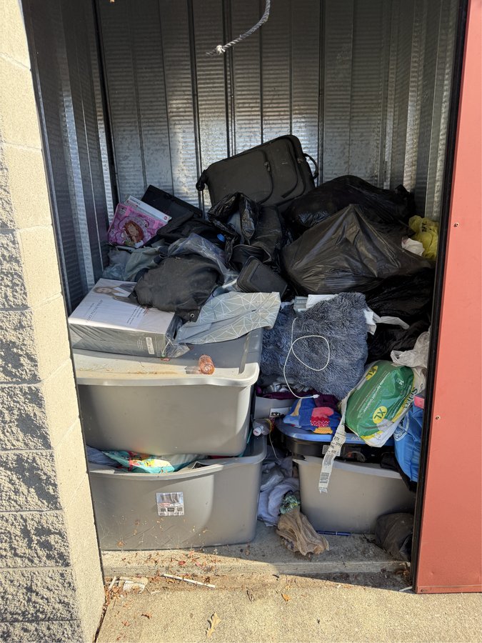 5 x 5 storage unit in Novi, MI